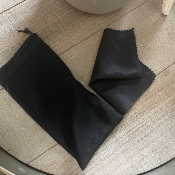 POL AVIATOR CREAM SILVER SUNGLASSES GOLD FRAMES - Picture 5 of 5